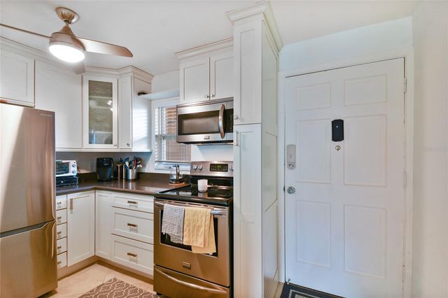 12760 INDIAN ROCKS ROAD 910, Largo, FL 33774