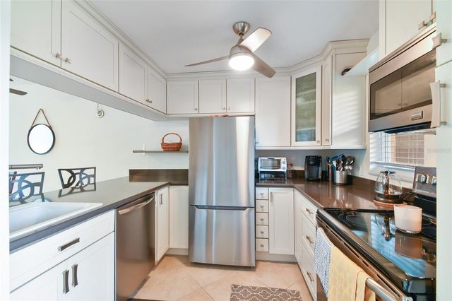 12760 INDIAN ROCKS ROAD 910, Largo, FL 33774