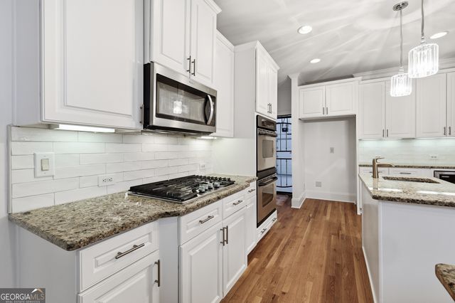 5742 Ashleigh Walk Drive, Suwanee, GA 30024