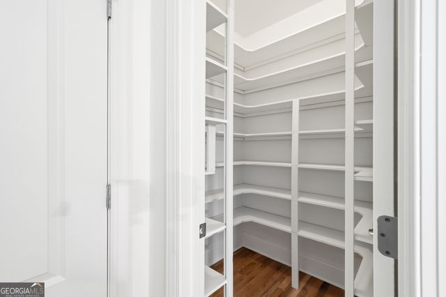 5742 Ashleigh Walk Drive, Suwanee, GA 30024