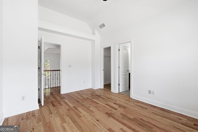 5742 Ashleigh Walk Drive, Suwanee, GA 30024