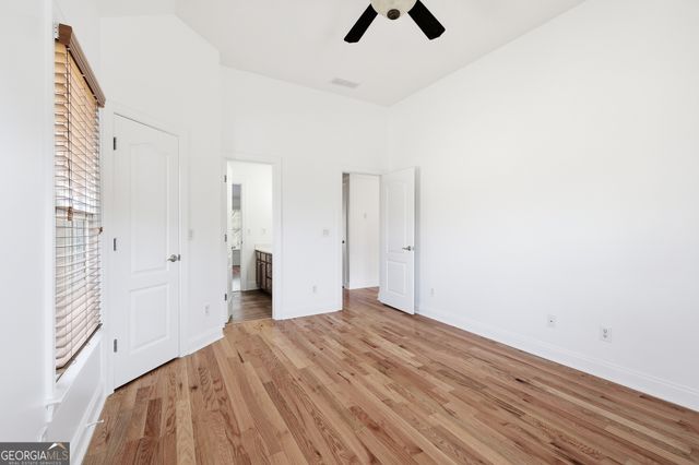 5742 Ashleigh Walk Drive, Suwanee, GA 30024