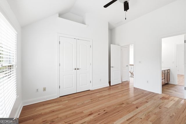 5742 Ashleigh Walk Drive, Suwanee, GA 30024