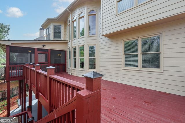 5742 Ashleigh Walk Drive, Suwanee, GA 30024