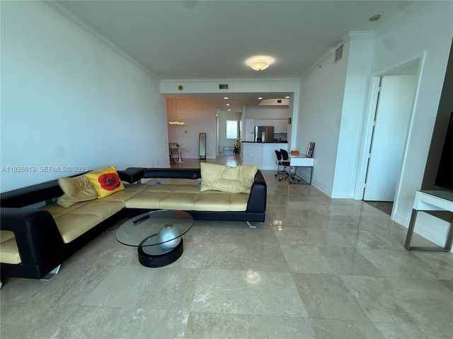 15051 Royal Oaks Lane 2601, North Miami, FL 33181