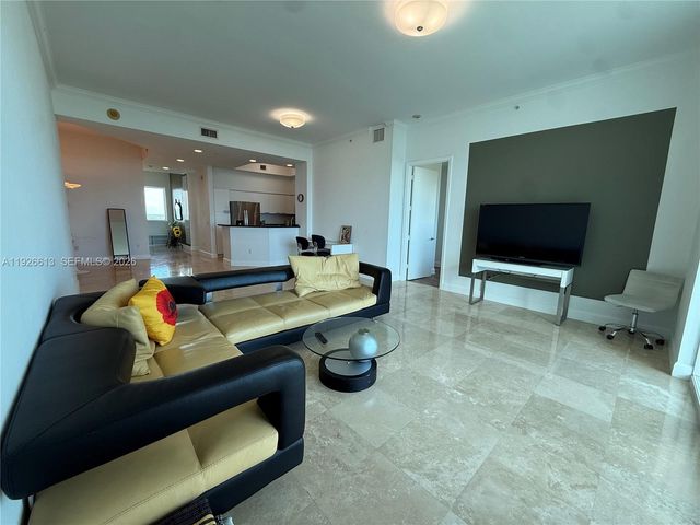 15051 Royal Oaks Lane 2601, North Miami, FL 33181