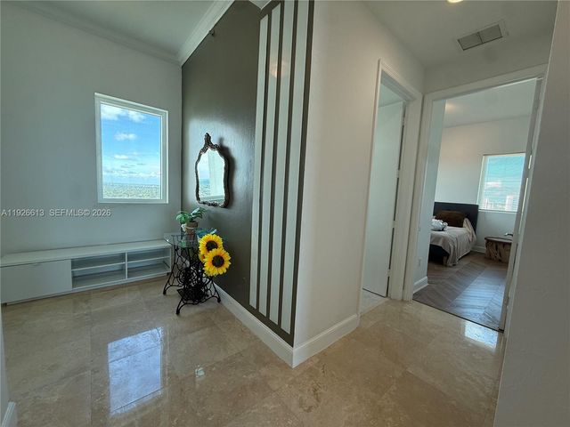 15051 Royal Oaks Lane 2601, North Miami, FL 33181