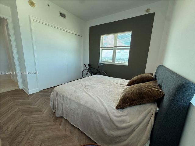 15051 Royal Oaks Lane 2601, North Miami, FL 33181