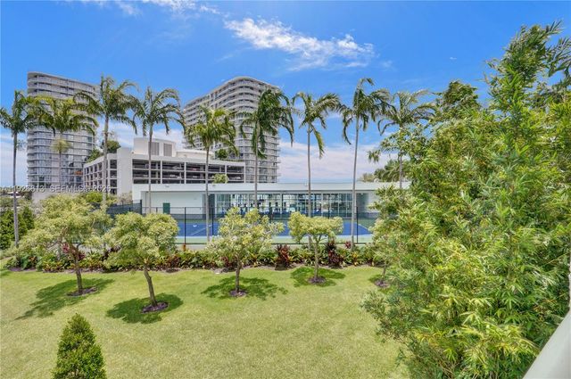 15051 Royal Oaks Lane 2601, North Miami, FL 33181