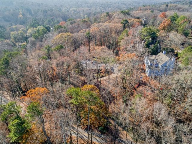 5274 Powers Ferry NW Road, Sandy Springs, GA 30327