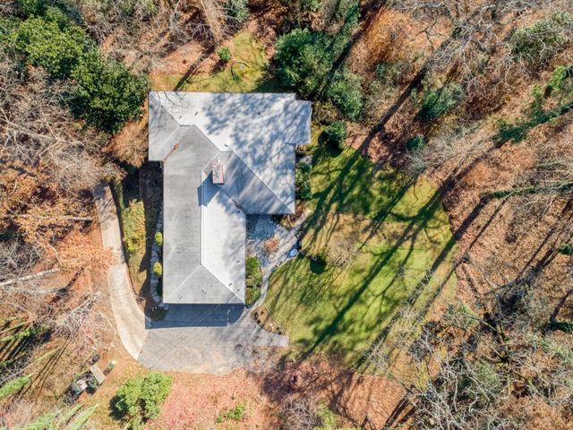 5274 Powers Ferry NW Road, Sandy Springs, GA 30327