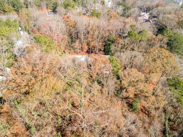 5274 Powers Ferry NW Road, Sandy Springs, GA 30327