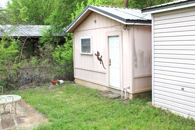 107 Shoreline Drive, Mabank, TX 75156