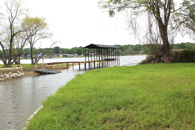 107 Shoreline Drive, Mabank, TX 75156