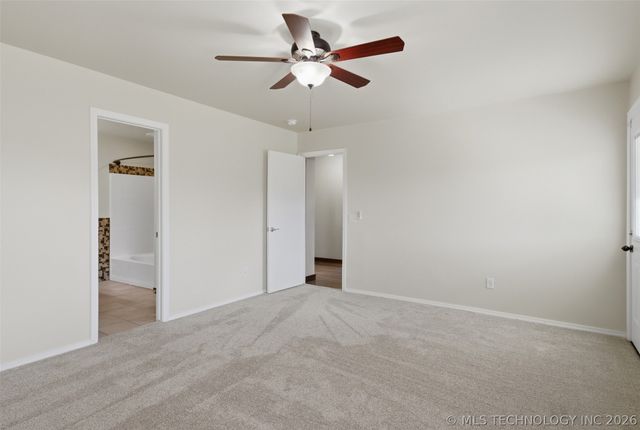1005 W 23rd Street, Claremore, OK 74017