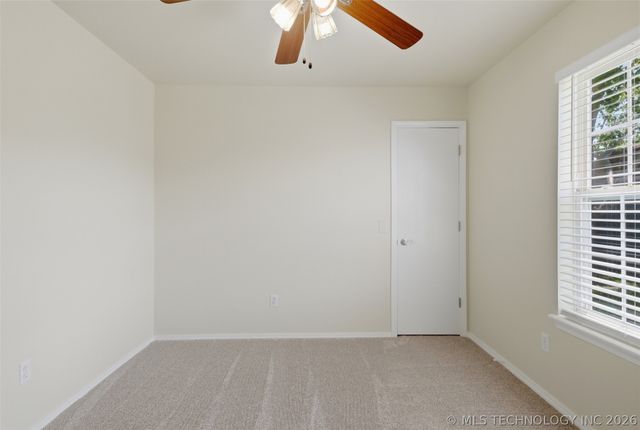 1005 W 23rd Street, Claremore, OK 74017