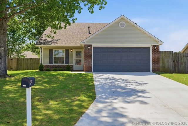 1005 W 23rd Street, Claremore, OK 74017