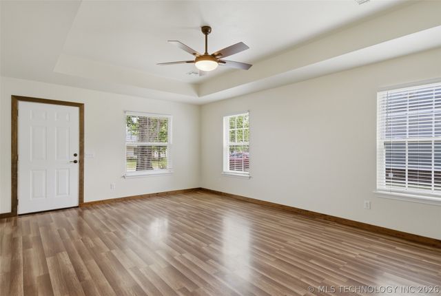1005 W 23rd Street, Claremore, OK 74017