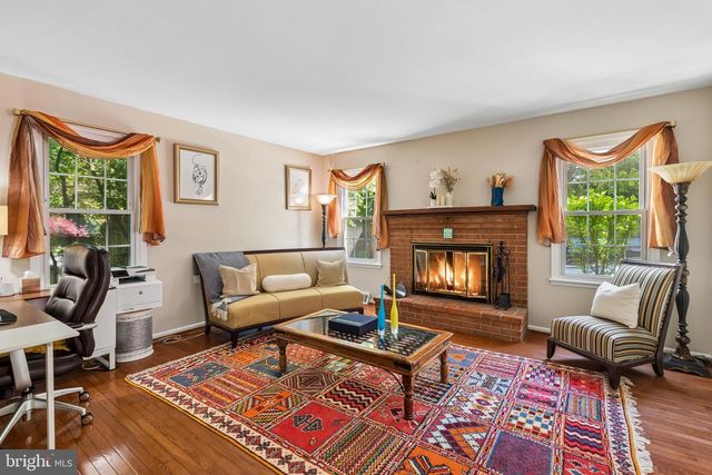 204 GARNET LN, Bala Cynwyd, PA 19004