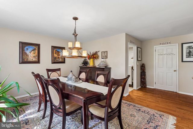204 GARNET LN, Bala Cynwyd, PA 19004