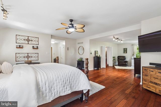 204 GARNET LN, Bala Cynwyd, PA 19004
