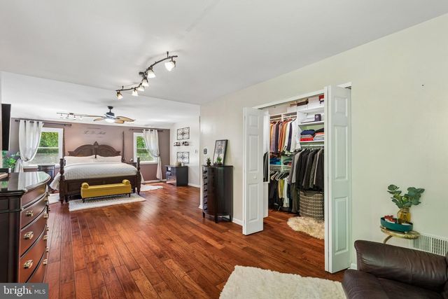 204 GARNET LN, Bala Cynwyd, PA 19004