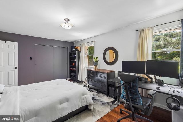 204 GARNET LN, Bala Cynwyd, PA 19004