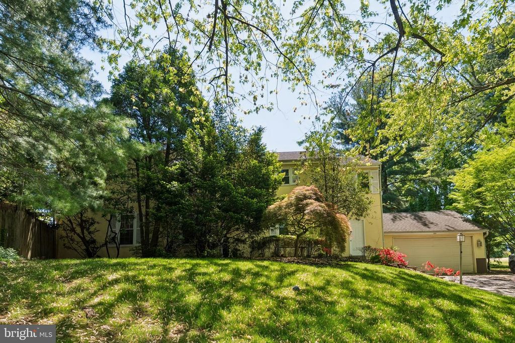 204 GARNET LN, Bala Cynwyd, PA 19004