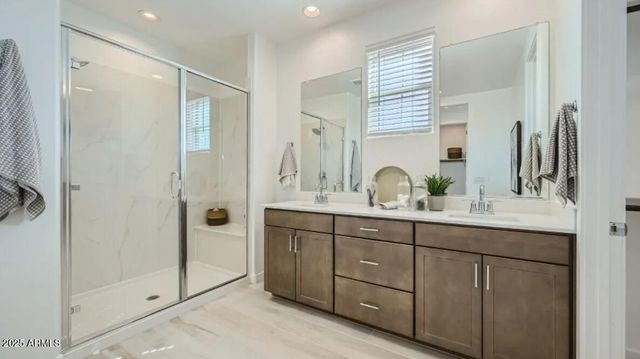 10136 E ULYSSES Avenue, Mesa, AZ 85212