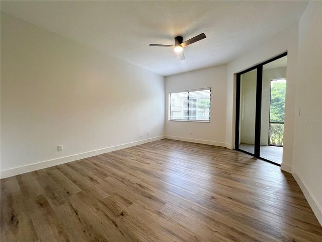 3014 RED OAK COURT 102, Palm Harbor, FL 34684