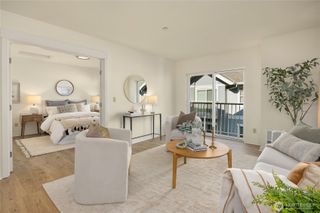 300 NE High School Road #403, Bainbridge Island, WA 98110