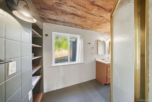 136 Yulan Barryville Road, Barryville, NY 12719