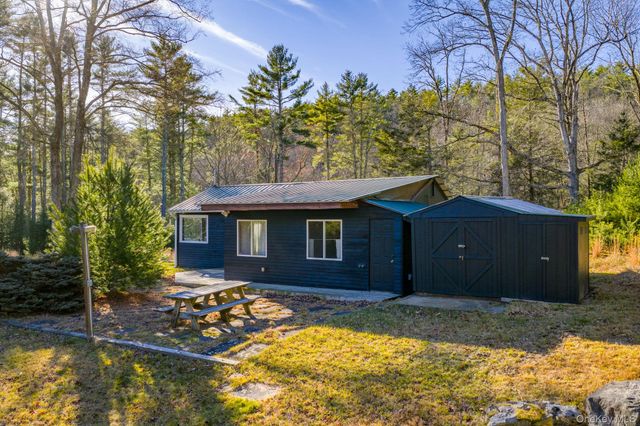 136 Yulan Barryville Road, Barryville, NY 12719