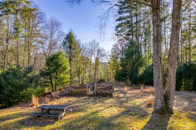 136 Yulan Barryville Road, Barryville, NY 12719