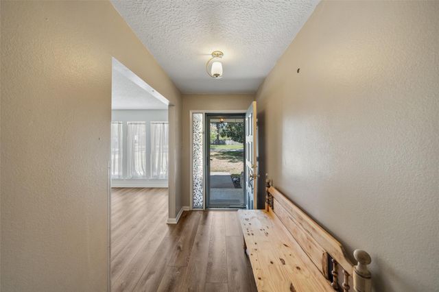 515 Northwood Drive, Conroe, TX 77303