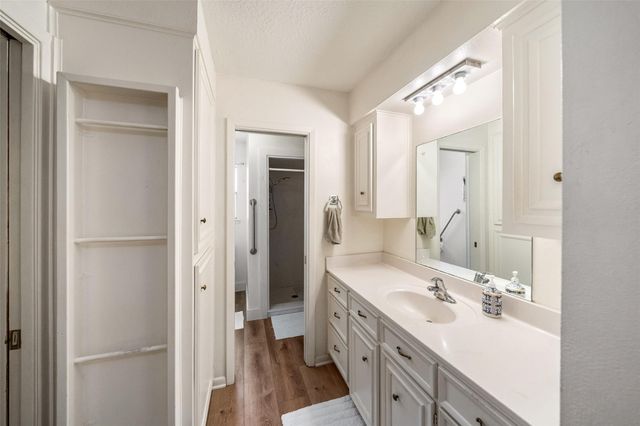 515 Northwood Drive, Conroe, TX 77303