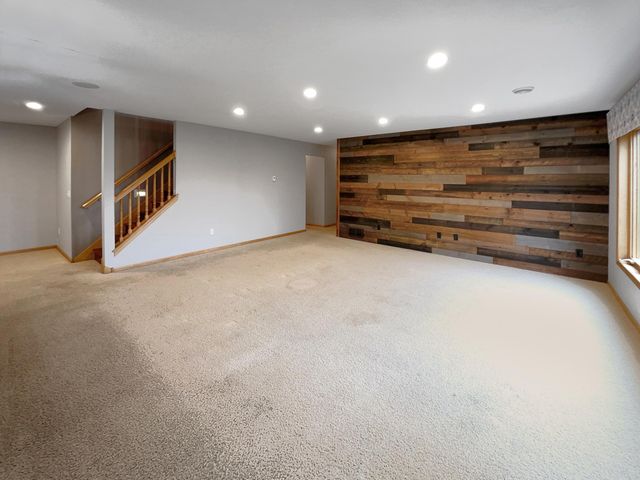 13113 Quail Creek Drive NE, Blaine, MN 55449