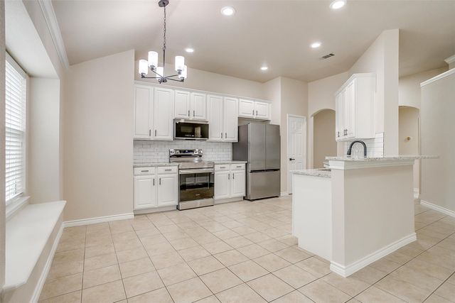 601 McNeill Lane, Saginaw, TX 76179
