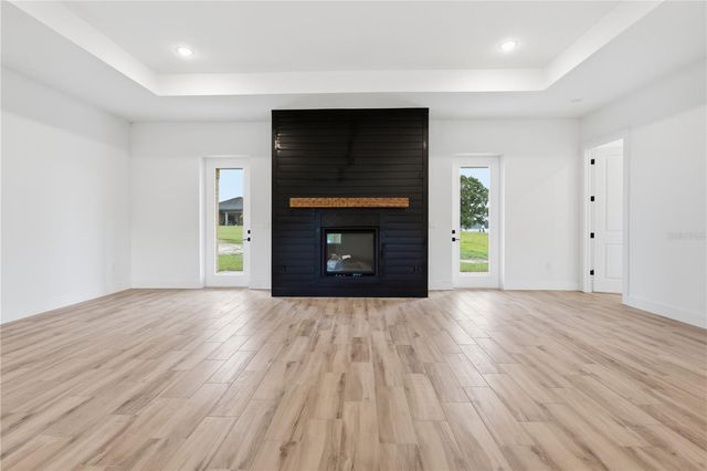 8730 NW 17TH CIRCLE, Ocala, FL 34475