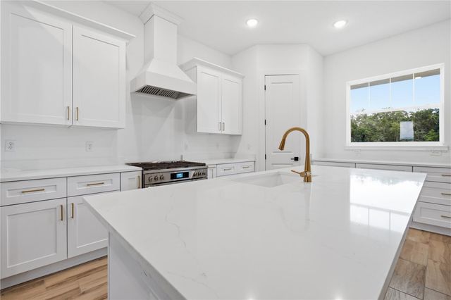 8730 NW 17TH CIRCLE, Ocala, FL 34475