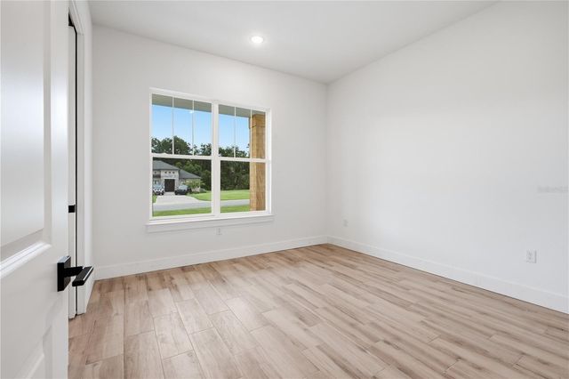 8730 NW 17TH CIRCLE, Ocala, FL 34475