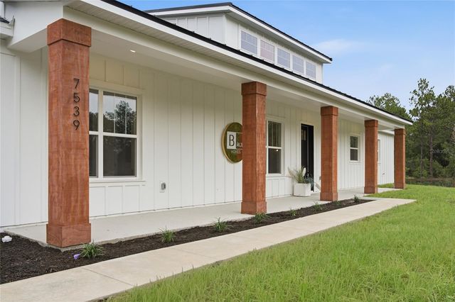 8730 NW 17TH CIRCLE, Ocala, FL 34475