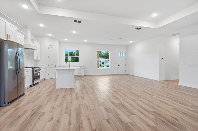8730 NW 17TH CIRCLE, Ocala, FL 34475