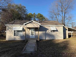 404 Elm Street, Lake City, AR 72437