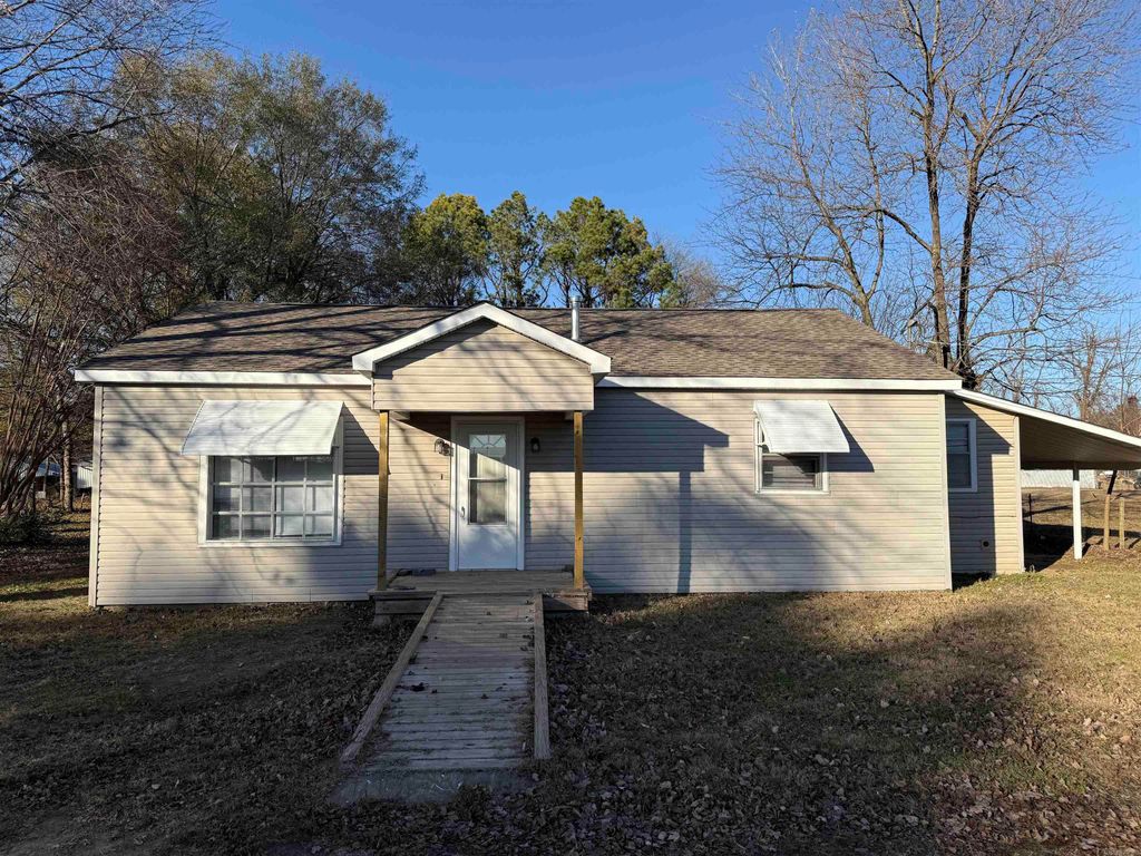 404 Elm Street, Lake City, AR 72437