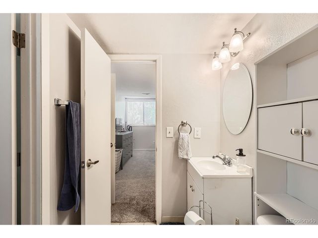 12504 E Cornell Ave 103, Aurora, CO 80014