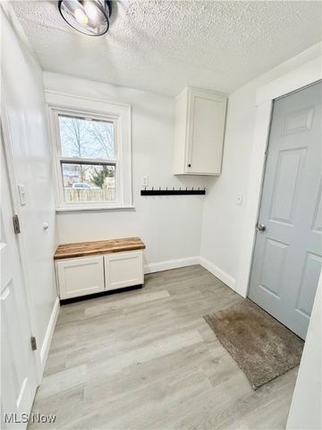 2010 18th Street NE, Canton, OH 44705