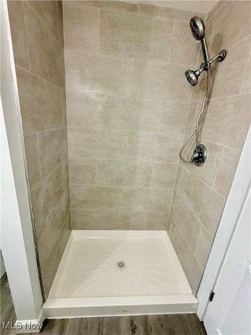 2010 18th Street NE, Canton, OH 44705