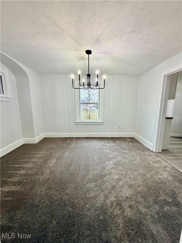 2010 18th Street NE, Canton, OH 44705