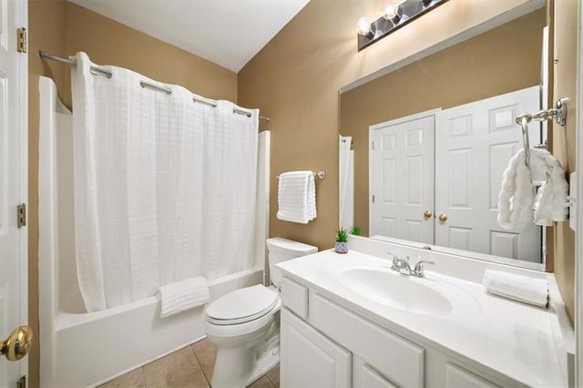 701 Redwood Pass, Canton, GA 30114